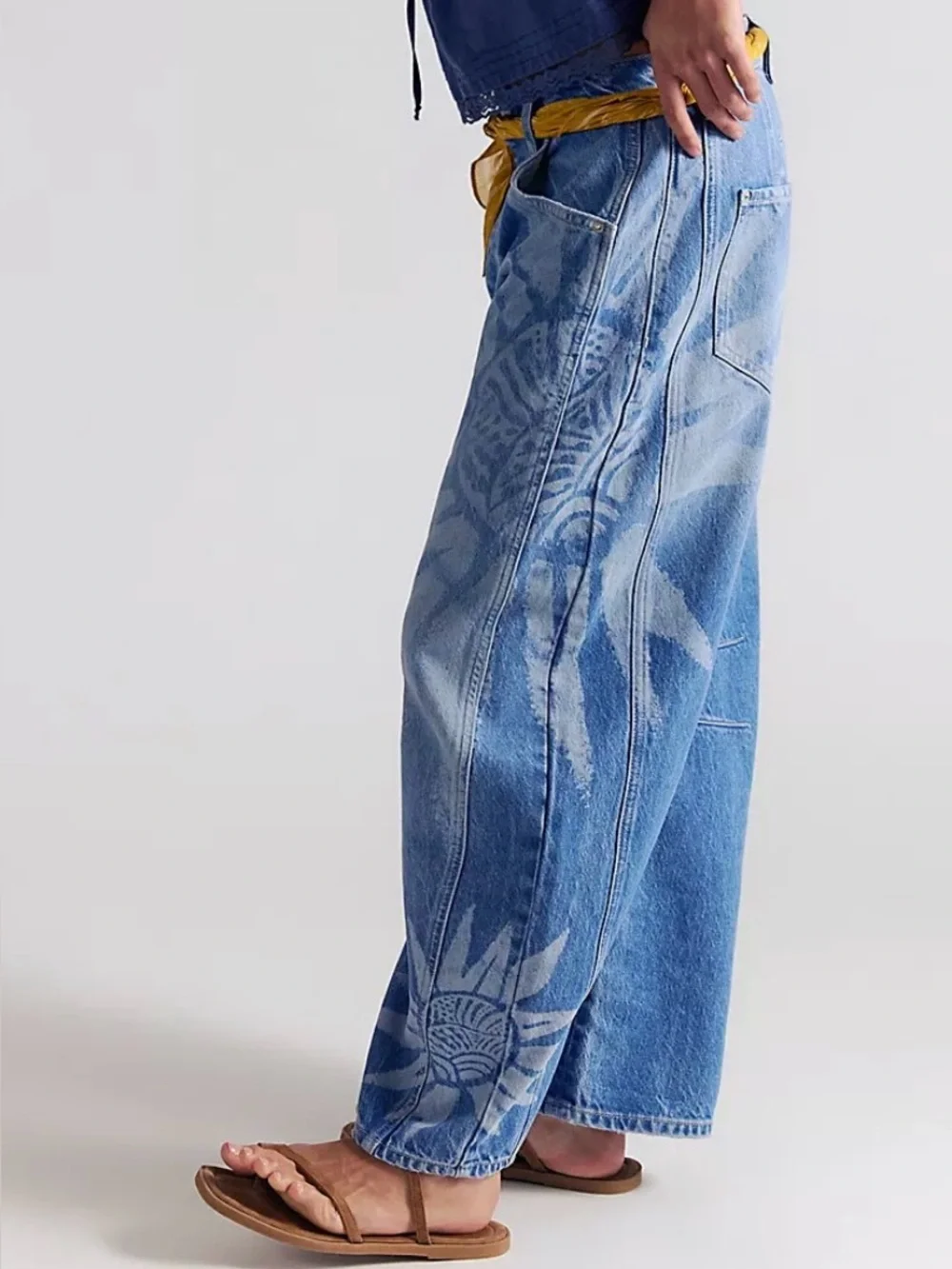Free People We The Free Good Luck Printed Barrel Jeans. NWT. Sun fade